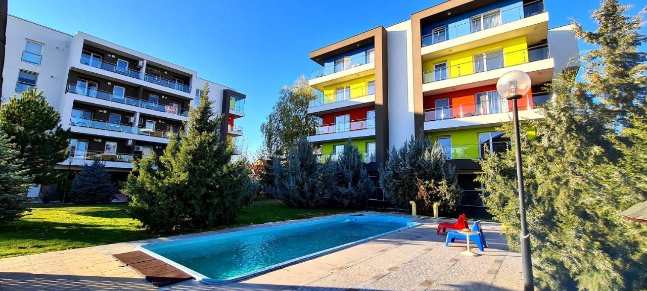 La Maison De Zoe - Airport Residences Otopeni Exteriör bild